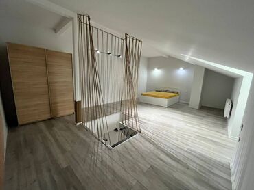 Uzunmüddətli kirayə mənzillər: Masazirda 8 mertebeli binanın 8-ci mərtəbəsində yerləşən ümumi sahəsi — 4