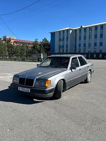 124 ешка: Mercedes-Benz W124: 1990 г., 2.3 л, Механика, Бензин, Седан — 1