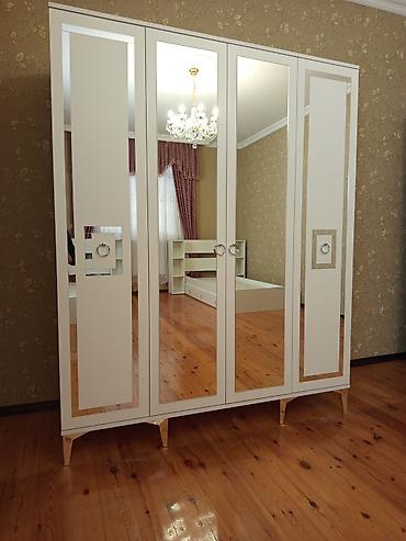 Новый, 4 двери, С зеркалом, Распашной, Прямой шкаф — 4