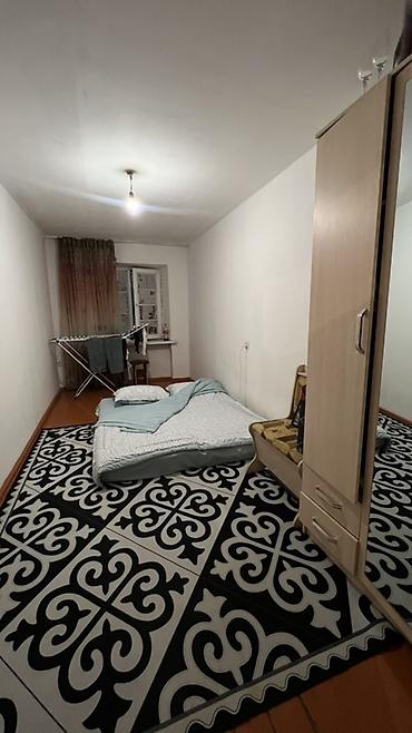 студии квартиры: 3 комнаты, 60 м², Индивидуалка, 3 этаж, Старый ремонт — 1