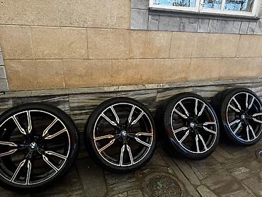 x pipe: Комплект колес BMW 22" - Диски: оригинальный дизайн BMW — 4