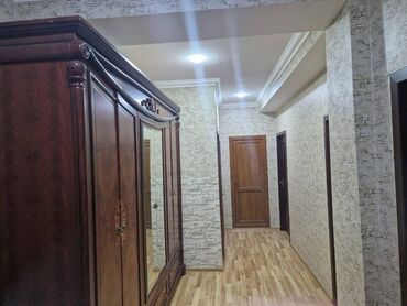 Uzunmüddətli kirayə mənzillər: Əhmədli metrosunun çıxışında, 16 mərtəbəli binanın 8-ci mərtəbəsində 2 — 7