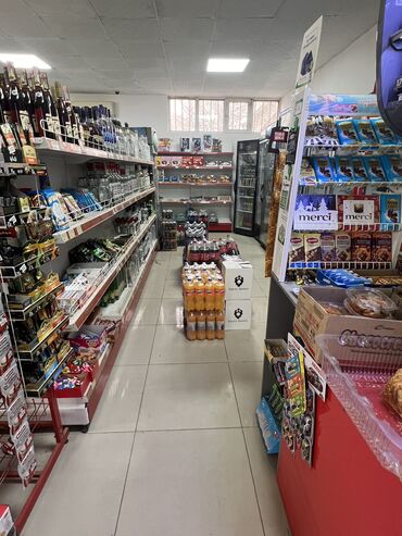 Магазины: Сдаю Магазин, Отдельностоящий магазин, 130 м² Действующий, С оборудованием, С ремонтом, Вода, Электричество, 1 линия, Комната для персонала, Кондиционер — 10