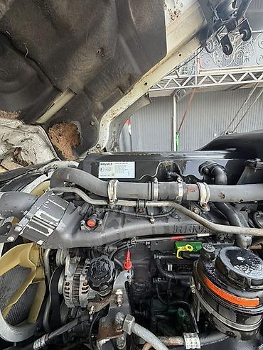 воздушное сидение: Тягач, Renault, 2012 г. — 7