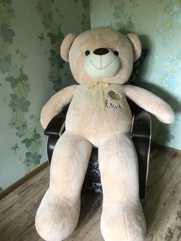 Игрушки: Продаю‼️ Новый‼️ Изначально покупали за 6000, отдам за 2000. Медведь