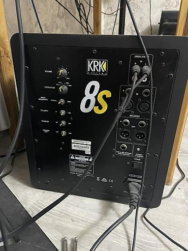 Динамики и колонки: KRK Systems s8.2aktiv studiya sabvuferi - 8 düymlük aşağı tezlikli — 2