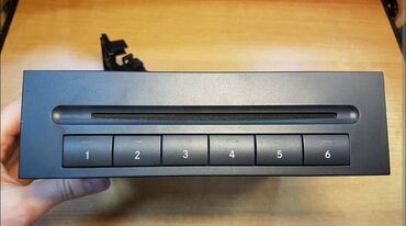 Avtomobil salonu üçün digər detallar: Mercedes W 211 CD Changer