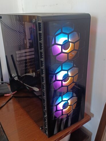 Другие комплектующие: Г. Каракол продаю. Корпус черный "JUMP"- кулер цвет - 3800сом. Блок — 2