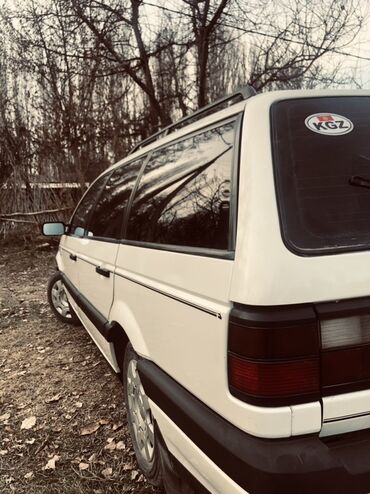 Volkswagen: Volkswagen Passat Variant: 1989 г., 1.8 л, Механика, Бензин, Универсал — 3