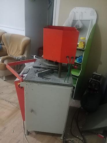 PVC dəzgahları: PVC/alüminium profillər üçün iki başlı künc qaynaq aparatı - — 1