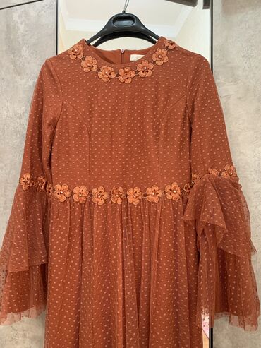 оранжевое вязаное платье: Вечернее платье, Пышное, Длинная модель, Гипюровое, С рукавами, XL (EU 42)