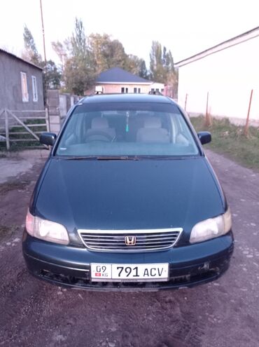 124 обмен: Honda Odyssey: 1994 г., 2.2 л, Автомат, Бензин, Вэн/Минивэн