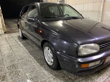 фольксваген 1600: Volkswagen Golf: 1992 г., 1.8 л, Механика, Бензин