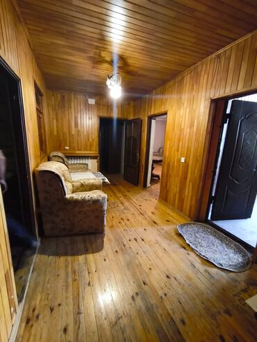 Uzunmüddətli kirayə evlər: 100 kv. m, 3 otaqlı, Qaz — 5