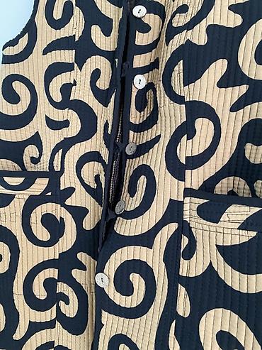 Пиджаки, жакеты: Женский набор верхней одежды и жилетов Состав лота (6 предметов): - — 10