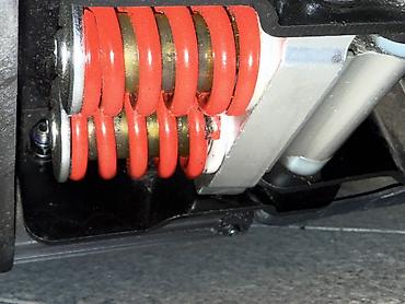 Elektrikli samokatlar: Sürət max: 40km/saat Məsafə dolu şarj ilə :~ 95km Yük götürmə max: 140 — 11