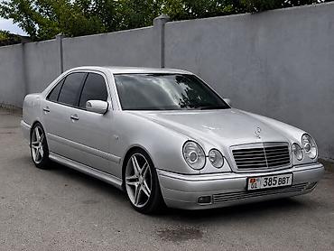Mercedes-Benz E-Class: 1997 г., 3.2 л, Автомат, Газ