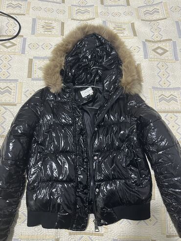 kostyum qadin ucun: Женская куртка M (EU 38), цвет - Черный