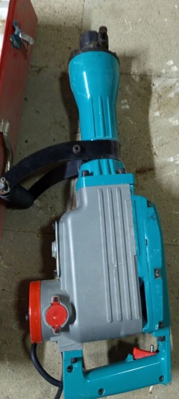 Kömürsındıran çəkiclər: Elektrikli dəmir beton dağıtma çəkici, beton və daş səthləri qırmaq və -da lalafo.az — 3 Kömürsındıran çəkiclər: Elektrikli dəmir beton dağıtma çəkici, beton və daş səthləri qırmaq və — 3