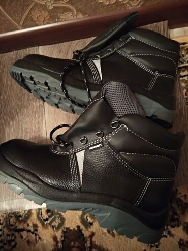 обувь новые: Сапоги, 41, цвет - Черный