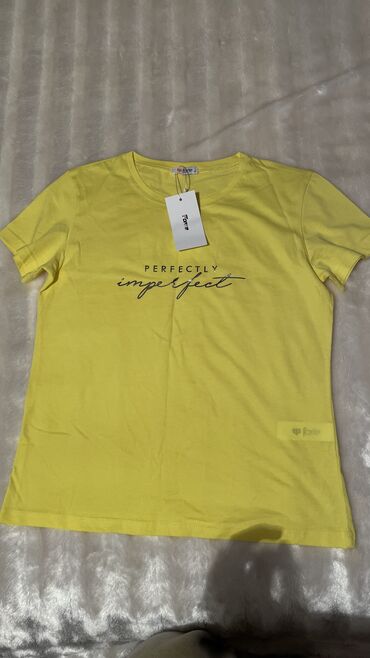 Женская одежда: Футболка Giani Forte, M (EU 38), цвет - Желтый