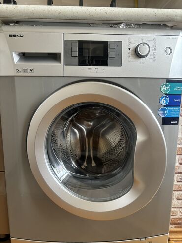 kredit maşınlar: Стиральная машина Beko, 6 кг, Б/у, Автомат, Нет кредита