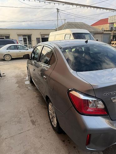 mitsubisi sedan: Mitsubishi : 1.2 l | 2020 il 33800 km Sedan — 6