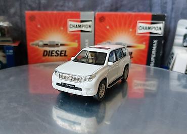 Avtomobil modelləri: Toyota, 2009 il, 1:43, Dəmir, Ödənişli çatdırılma — 5