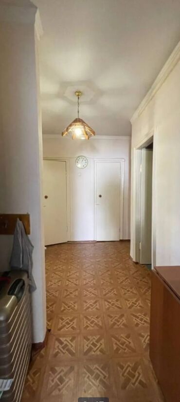 дом долгосрочный: 59 кв. м, 3 бөлмө, Унаа токтотуучу жай, Забор, тосулган