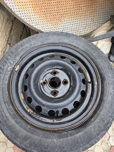 Pontiac: Колесо 185 / 65 / R 14, 5 Болтов