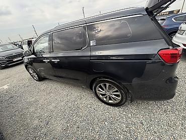 машина на 10 человек: Kia Carnival: 2019 г., 2.2 л, Автомат, Дизель, Минивэн — 3
