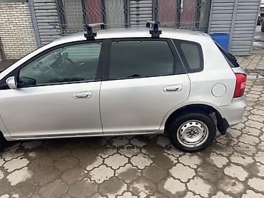 Honda: Honda Civic: 2003 г., 1.3 л, Вариатор, Бензин, Хэтчбэк — 6