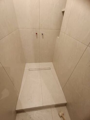 Укладка плитки: Гидроизоляционные работы, Укладка плитки на стену, Укладка плитки на пол | Керамическая плитка | Вертикальная укладка, Горизонтальная укладка, Диагональная укладка Больше 6 лет опыта — 25