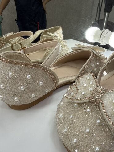 Платья: Детское платье, цвет - Голубой, Б/у — 21