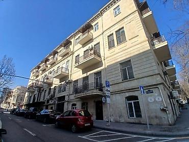 ev elanlari: Bakı, 4 otaqlı, Köhnə tikili, m. Nizami, 130 kv. m — 4