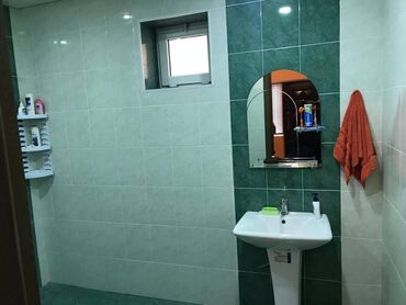 Uzunmüddətli kirayə evlər: 100 kv. m, 3 otaqlı — 7