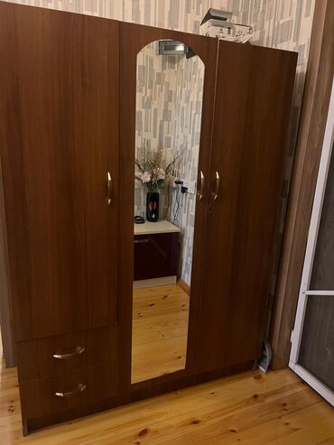 Açılan, 3 qapılı Düz dolab, Qarderob, paltar dolabı