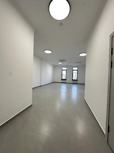 Аренда офисов: Аренда офисов, 65 м², В бизнес центре, С отдельным сан узлом, С системой безопасности, С юридическим адресом — 10