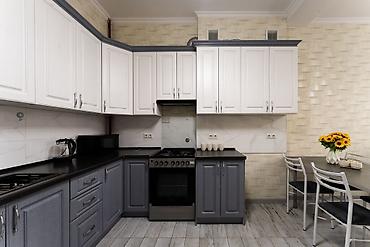 Посуточная аренда квартир: 2 комнаты, Душевая кабина, Постельное белье, Кондиционер — 19