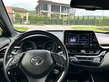 Toyota: Toyota C-HR: 2019 г., 2 л, Автомат, Бензин, Кроссовер at lalafo.kg — 8 Toyota: Toyota C-HR: 2019 г., 2 л, Автомат, Бензин, Кроссовер — 8