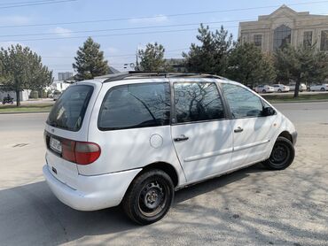 Ford: Ford Galaxy: 1995 г., 2 л, Механика, Бензин, Минивэн