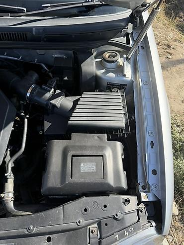 Volkswagen: Volkswagen Golf: 2004 г., Автомат, Бензин, Хэтчбэк — 10