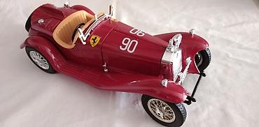 Umetnost i kolekcionarstvo: Burago Alfa Romeo 2300 Spider 1932. god. Italy, fali staklo i d. far — 1