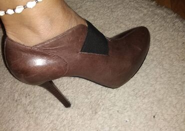 Ostale cipele: Nine west kožne 39 NOVO Prelepe kraće čizmice Nine west, potpuno nove — 2
