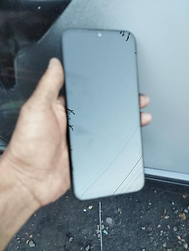 iphone qq: Смартфон POCO (серия с крупным квадратным блоком камер). Ключевые — 4