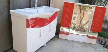 vanna otağı: Qırmızı-ağ rəngli vanna otağı dəsti Tərkib: - Lavabo ilə alt dolab