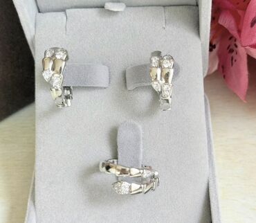 золотой лошадь пластырь цена: 💍 Набор Bvlgari Serpenti 🐍 💫 Выполнен из гипоаллергенной медицинской