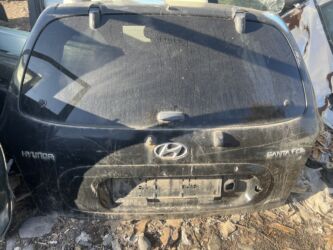 крыло на к5: Багажниктин капкагы Hyundai, 2002 г., Колдонулган, Оригинал