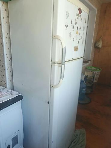 soyuducu lokbatan: BEKO iki qapılı soyuducu - Üst kamera: dondurucu (ayrı qapılı), rəfli — 1