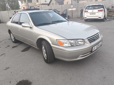 инструментальный яшик: Toyota Camry: 2000 г., 2.2 л, Автомат, Газ, Седан